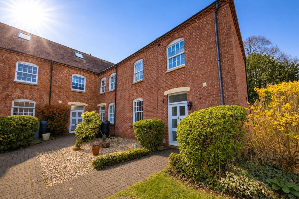 Main image of property: Strensham Court Mews, Strensham, Worcester