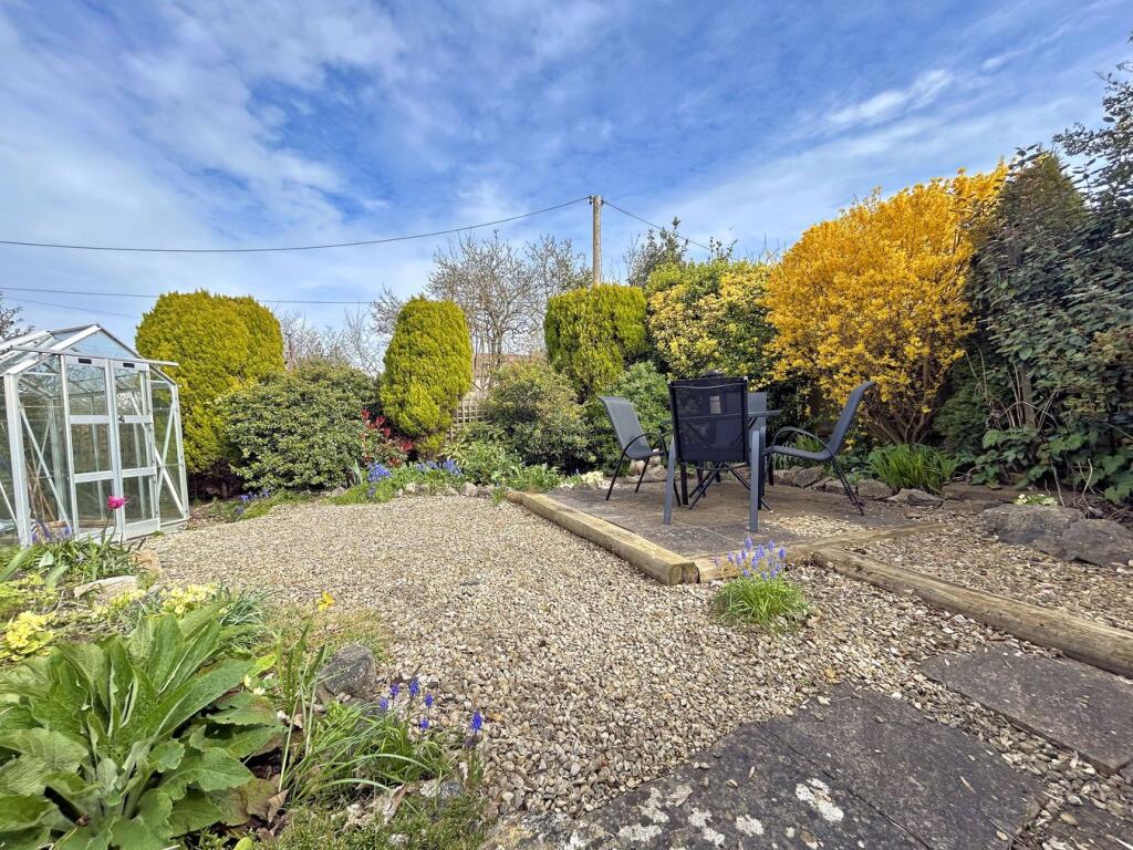 Gloucester Road, Rudgeway, BS35 photo 4