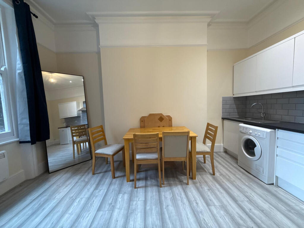 1 bedroom flat for rent