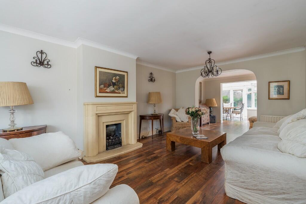 Mariners Close, Hamble, SO31 photo 4