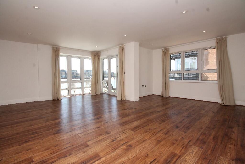 Apartment in London - View 5