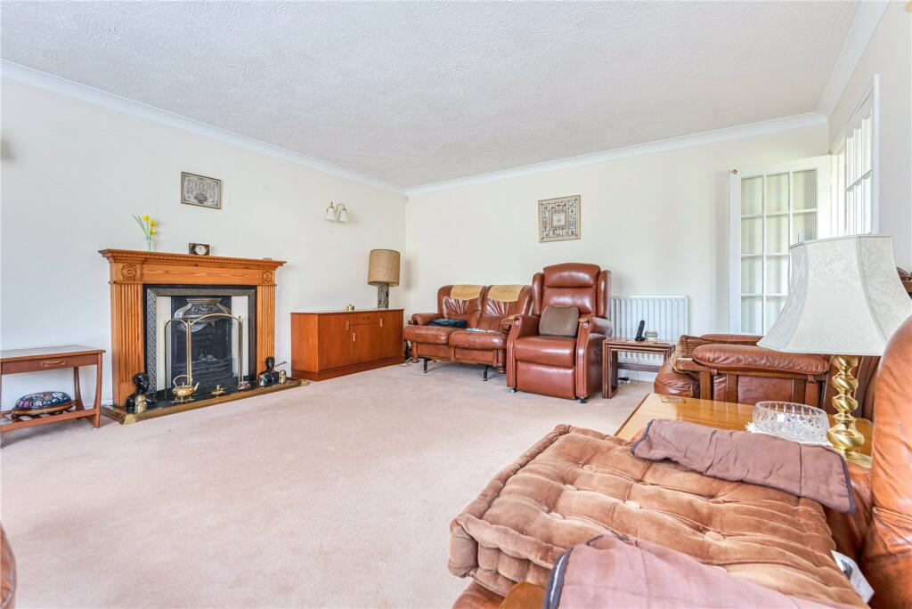 Masons Way, Codmore Hill, Pulborough, West Sussex, RH20 photo 4