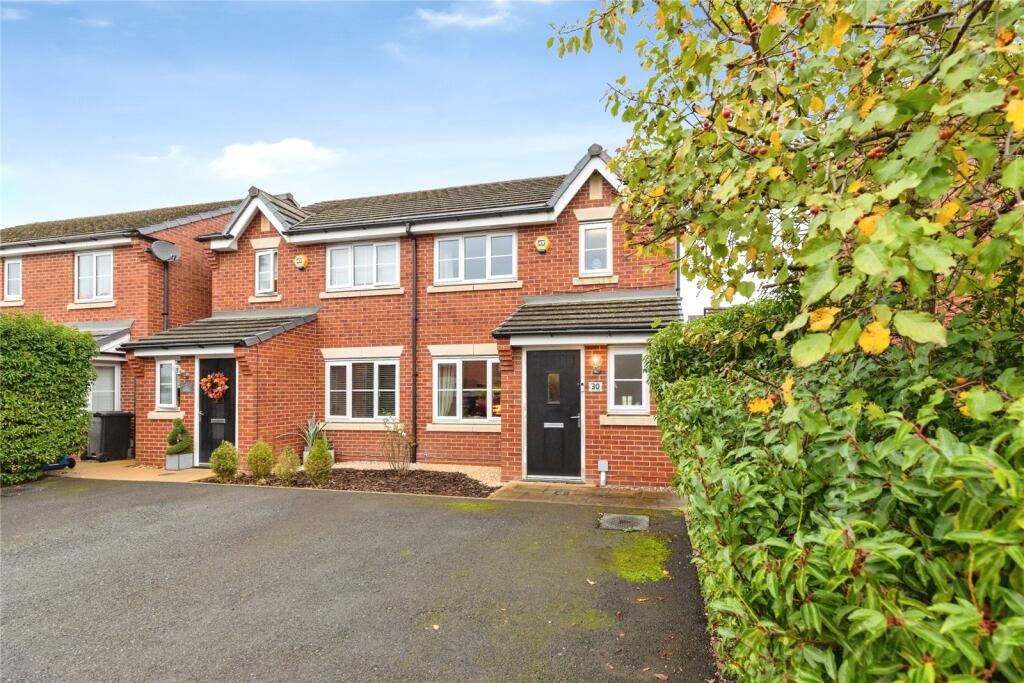 3-bed semi-detached on Hardys Drive, Radcliffe, Manchester, Greater Manchester, M26, £172,500