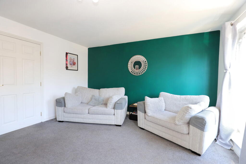 House in Walsall, West Midlands - View 5
