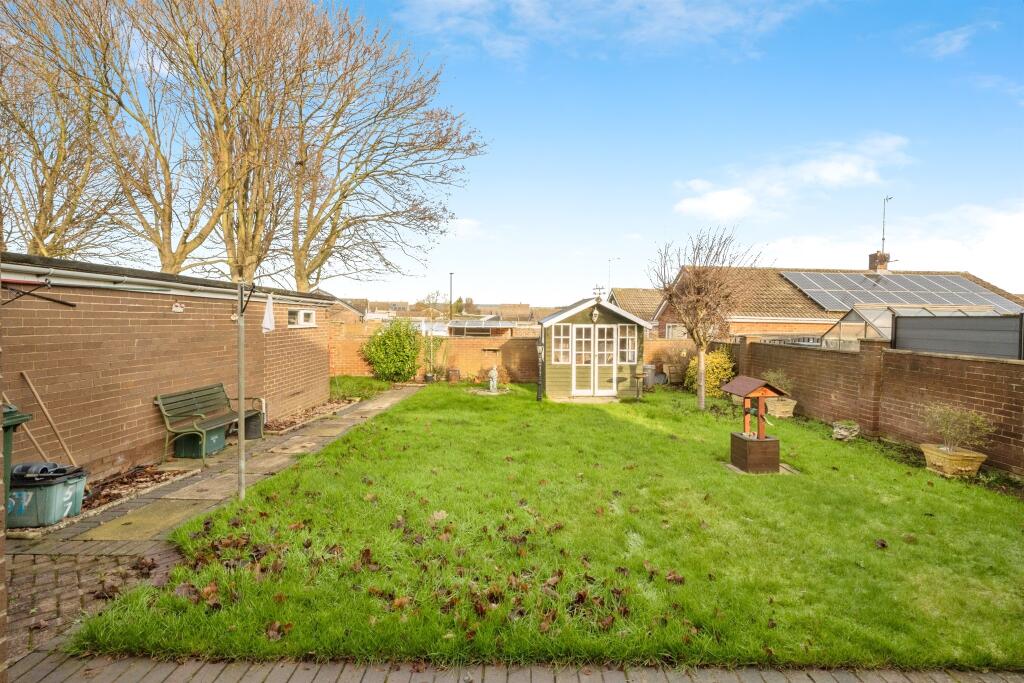 Sedgefield Way, Mexborough photo 4