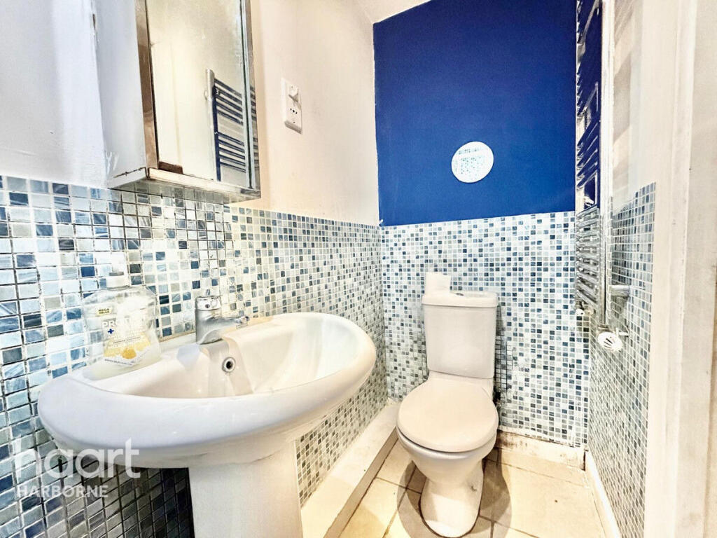 Apartment in Sandwell, Moat Farm - View 5
