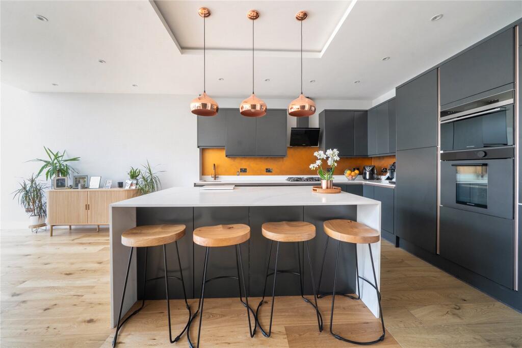 House in London - More
