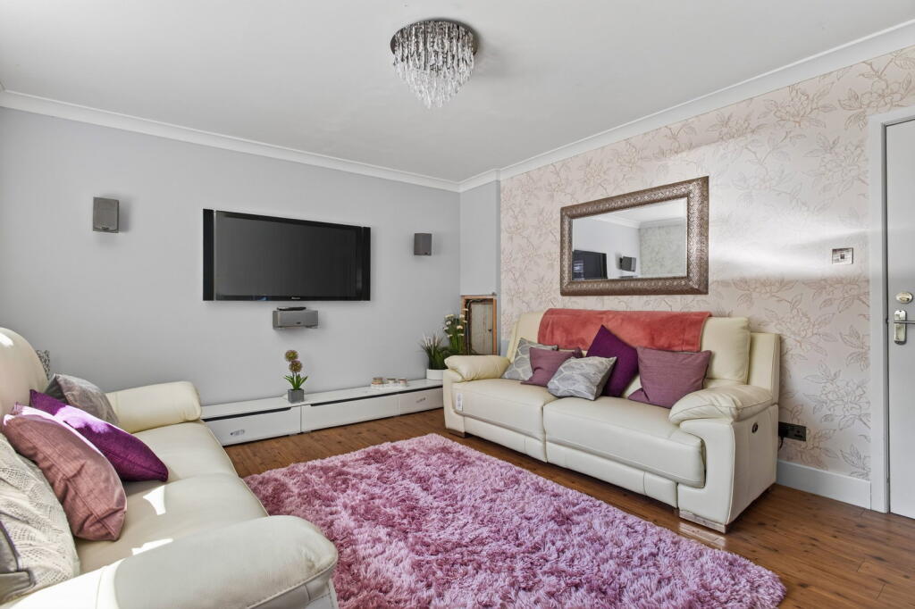 House in Kettering, North Northamptonshire - View 5