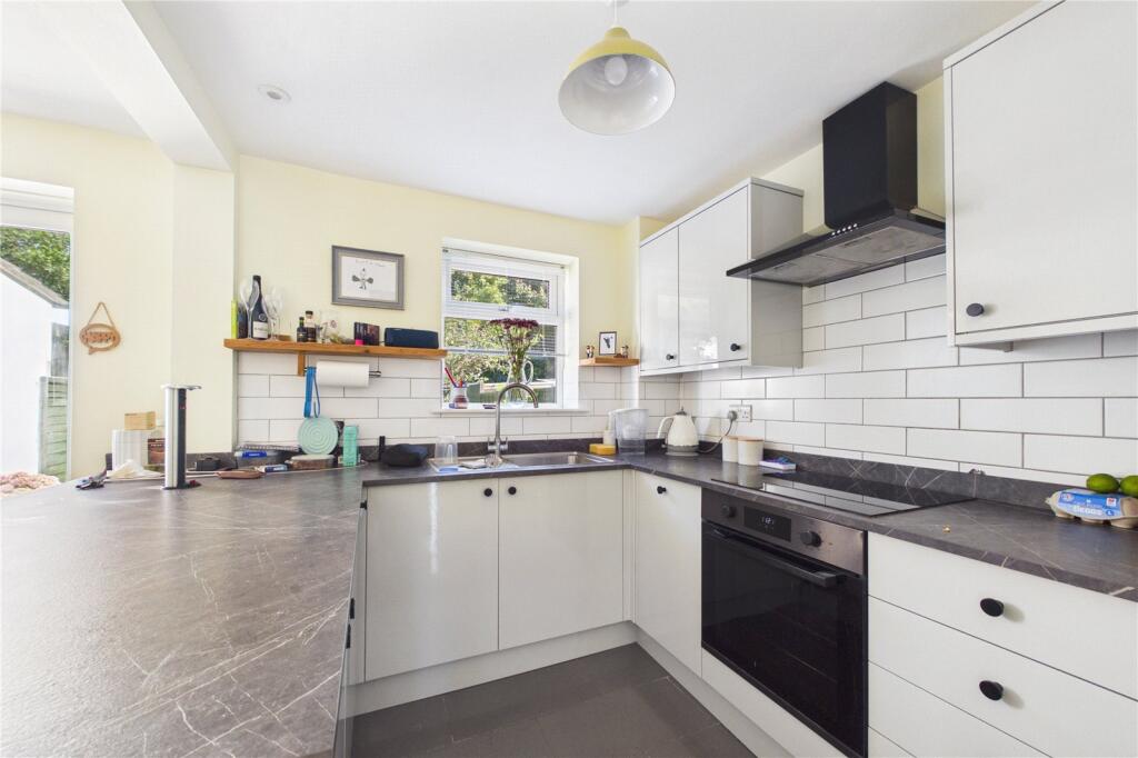 Britten Road, Basingstoke, Hampshire, RG22 - View 4