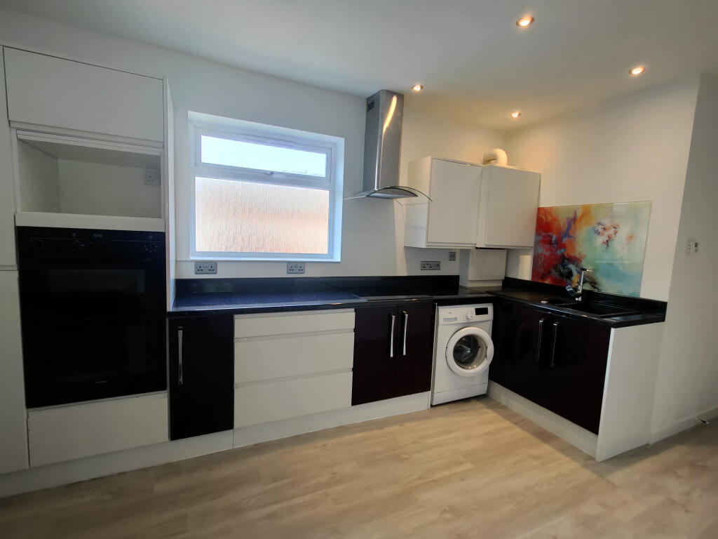 Main image of property: Pinders Lane, Rugby, CV21 2SS