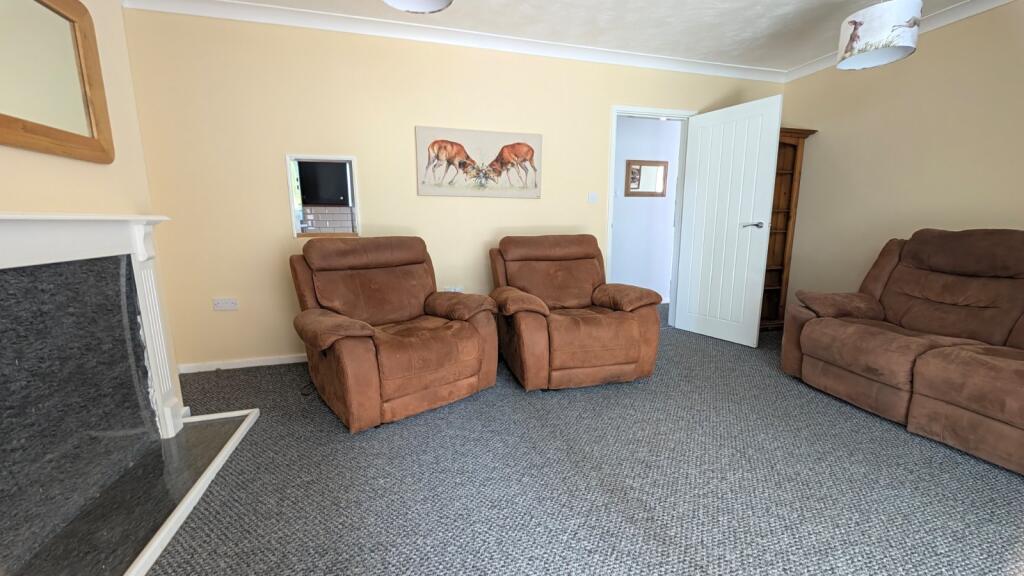 House in Nonington - More