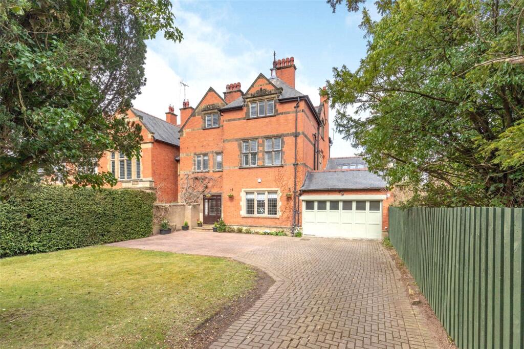 Main image of property: Curzon Park North, Chester, CH4