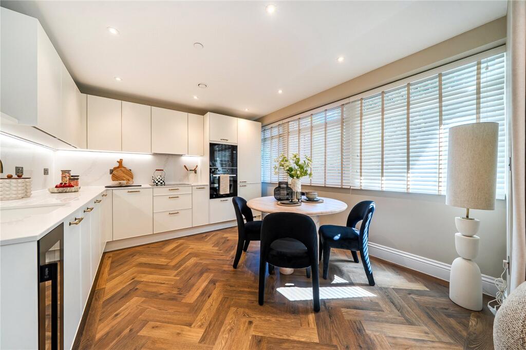 Apartment in London - View 5