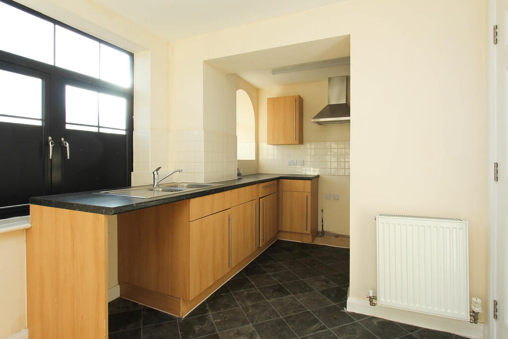 Wellingborough Road, Finedon - View 3