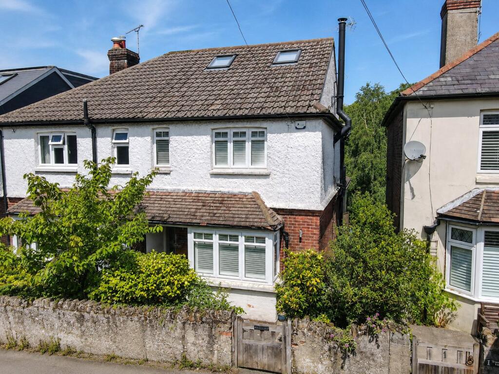 Main image of property: Glen Road, Grayshott, Hindhead, Surrey, GU26