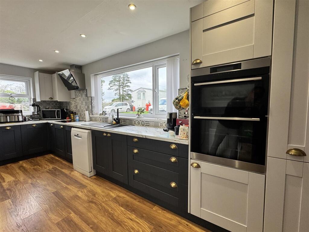 House in Truro - View 4