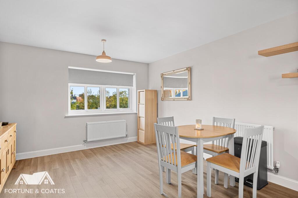 Fieldfare Way, Harlow photo 4