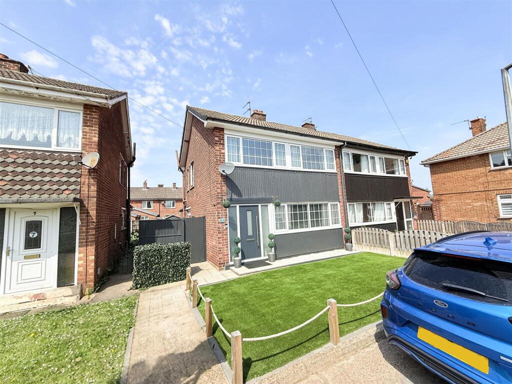 Main image of property: Athelstane Crescent, Edenthorpe, Doncaster