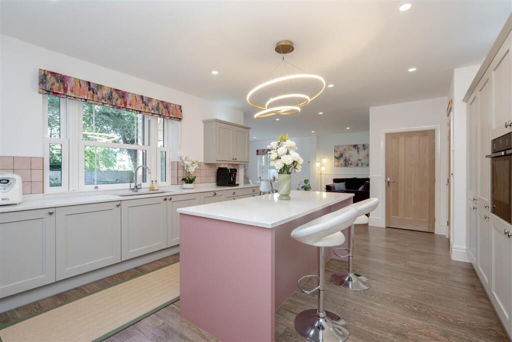 House in Peterborough - View 3