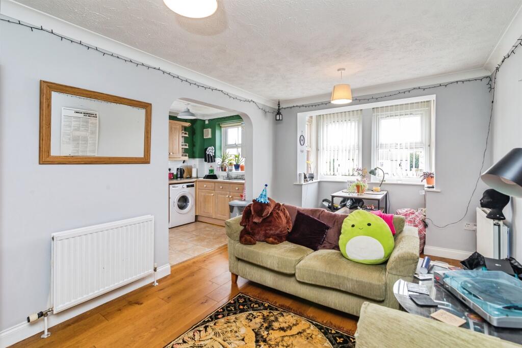 Apartment in Norwich - View 3