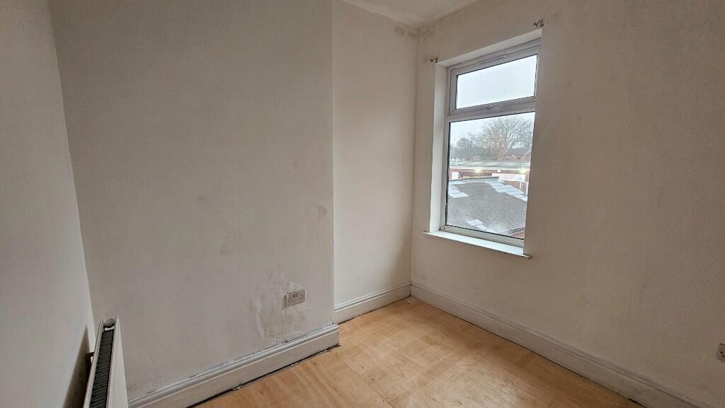 House in Walsall - More