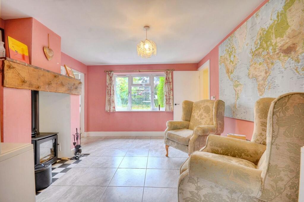 House in Southampton - More