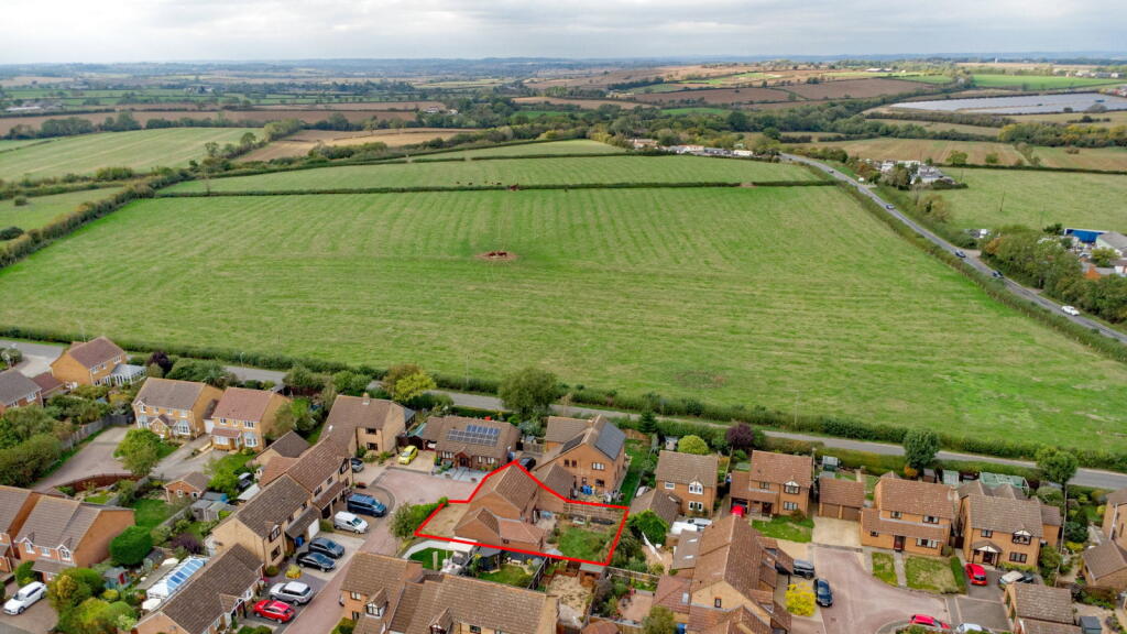 House in Northampton - View 2