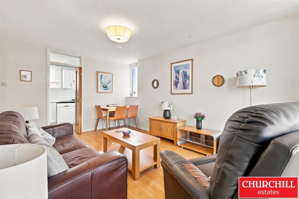 Apartment in London - More