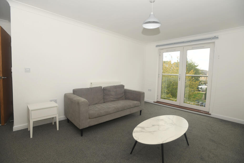 Apartment in Peterborough - More