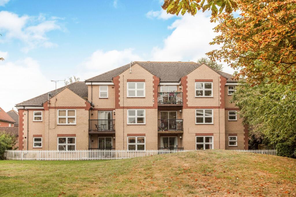 Main image of property: College Fields, Woodhead Drive, Cambridge, CB4