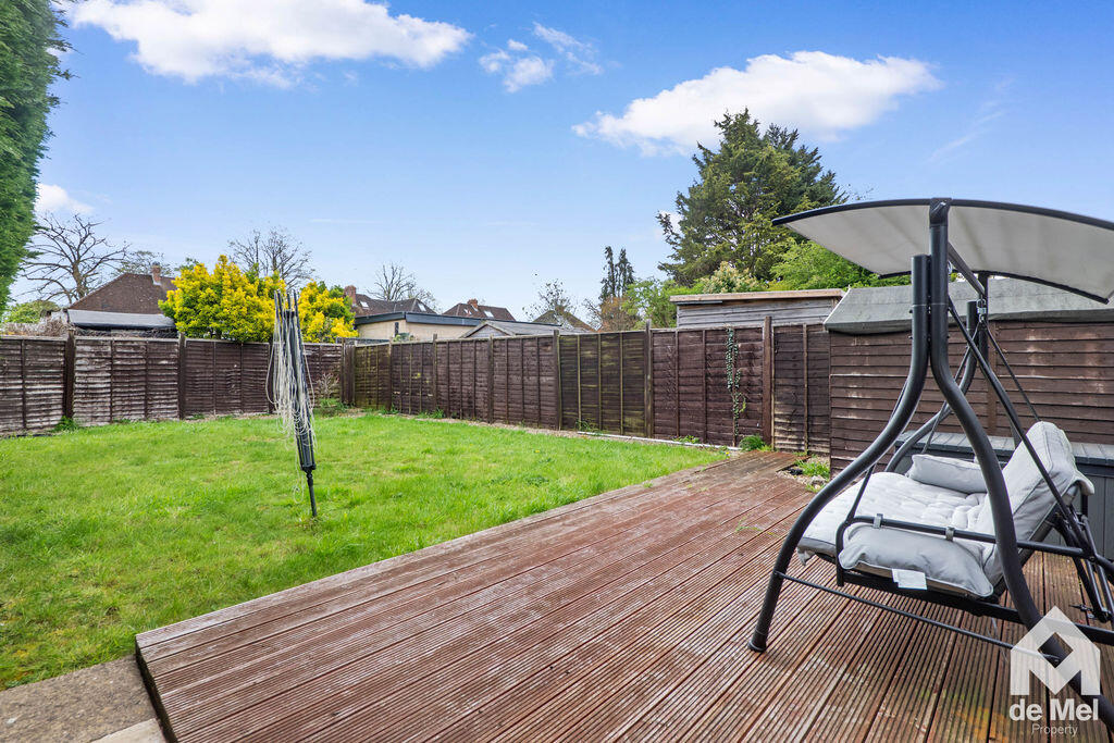 Apartment in Cheltenham, Kingsditch, Hesters Way - More