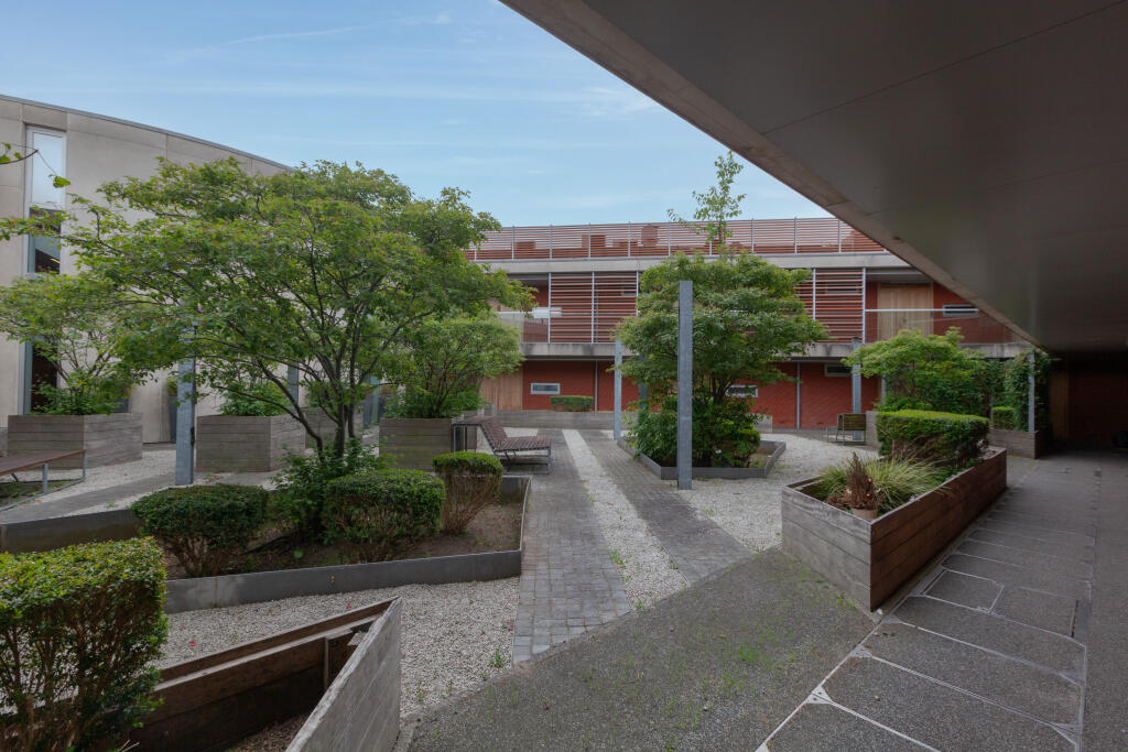 Main image of property: Highcross Lane, Leicester, LE1