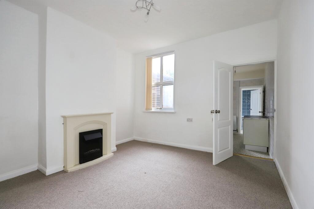 House in Wolverhampton - View 5