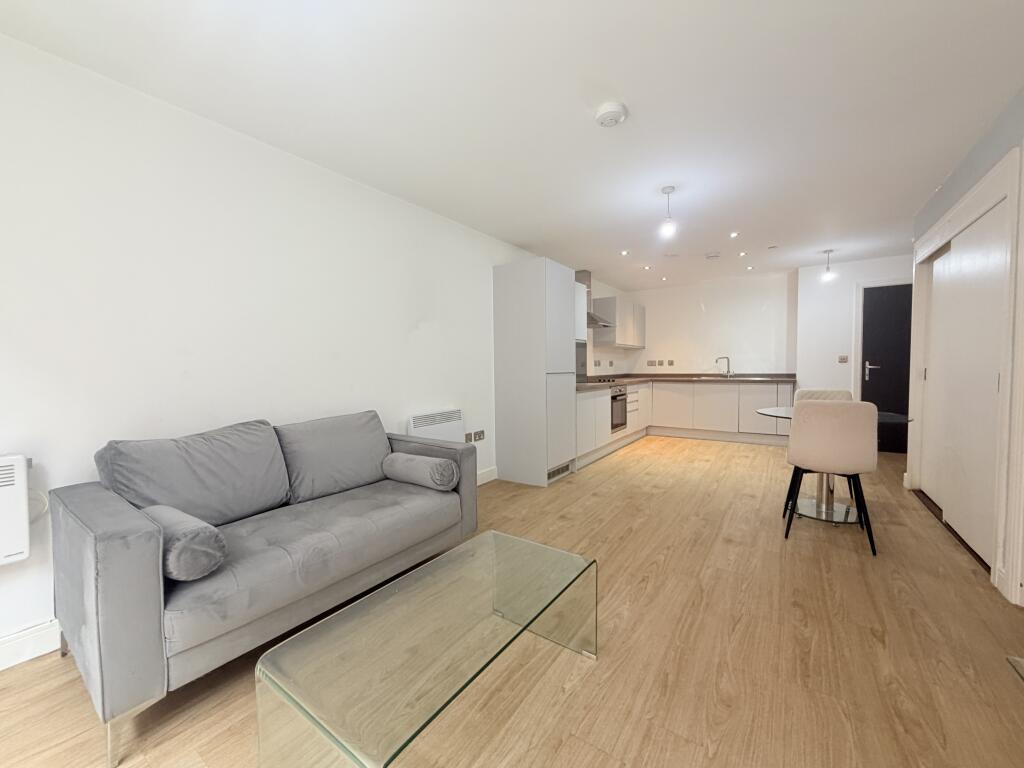 Apartment in Manchester - View 4