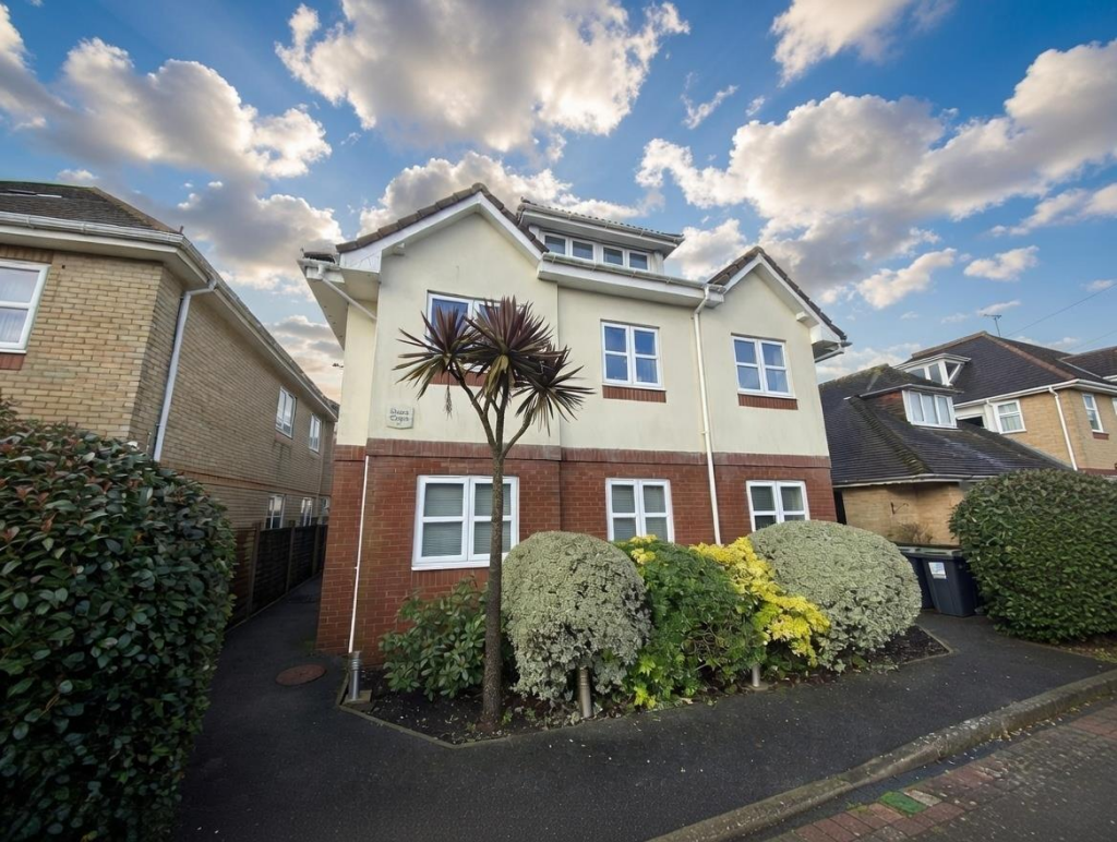 Main image of property: Southwood Avenue, Bournemouth, Bournemouth