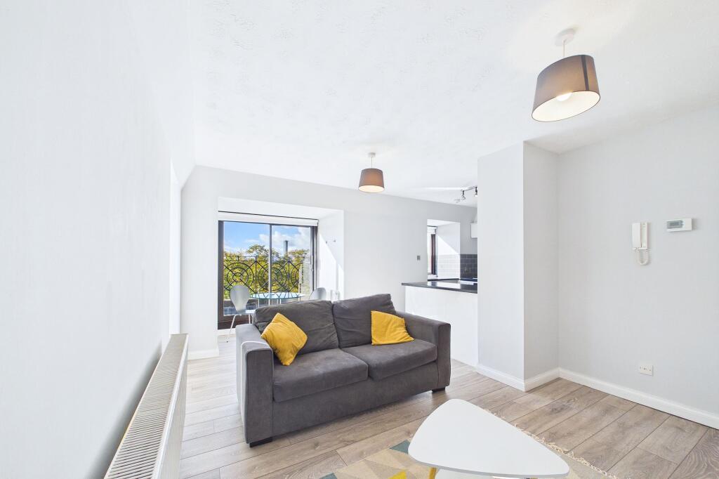 Apartment in Glasgow - More
