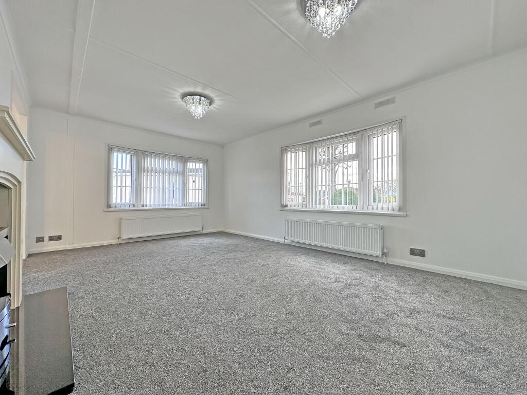 Holyhead Road, ALBRIGHTON, WOLVERHAMPTON, WV7 3AP photo 4