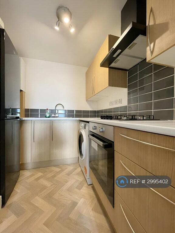 Apartment in Portsmouth - View 2
