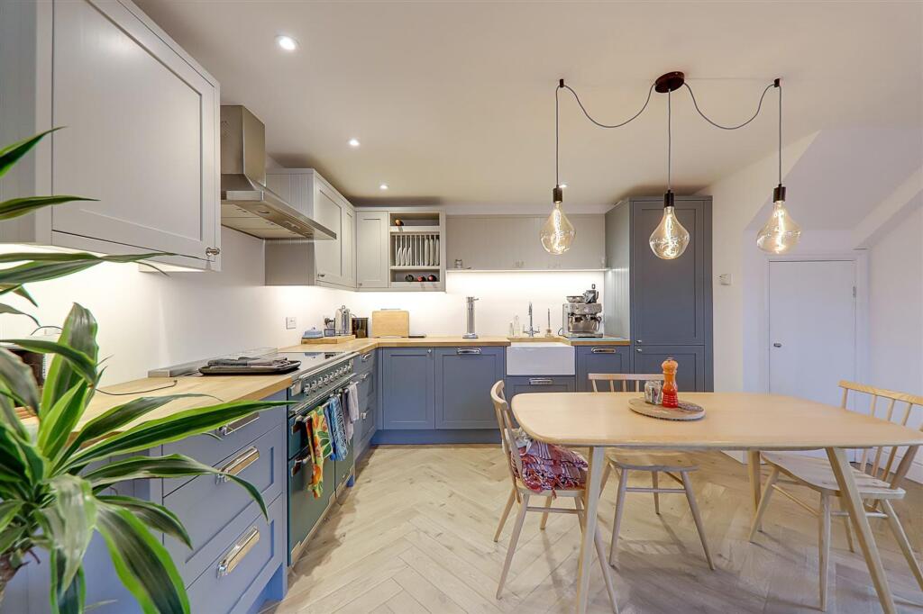 House in Worthing, Broadwater - View 5