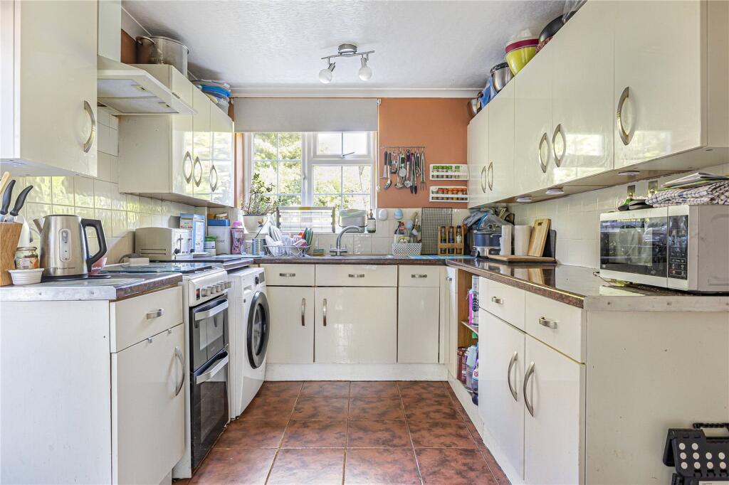 House in Swanley, Hextable - View 2