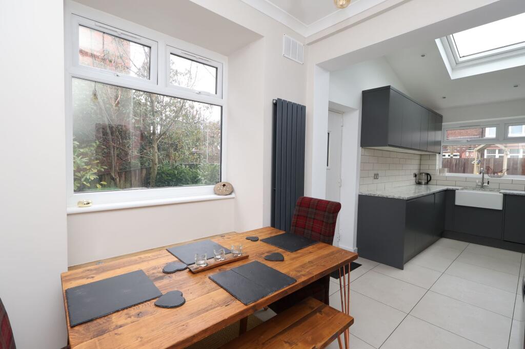 Green Walk, Stretford, M32 photo 4