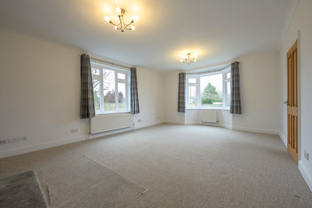 Bristow, Ross-on-Wye, Detached Period House photo 4