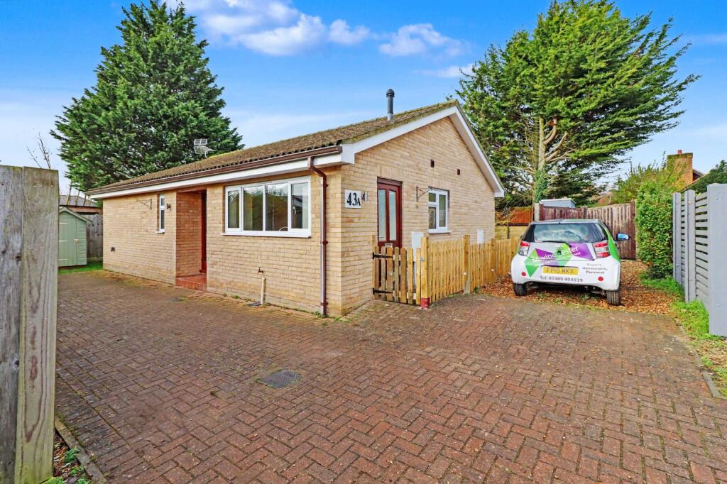 Main image of property: Highfields Road, Caldecote, Cambs, CB23