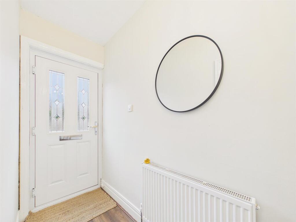 Apartment in Newcastle upon Tyne - View 4