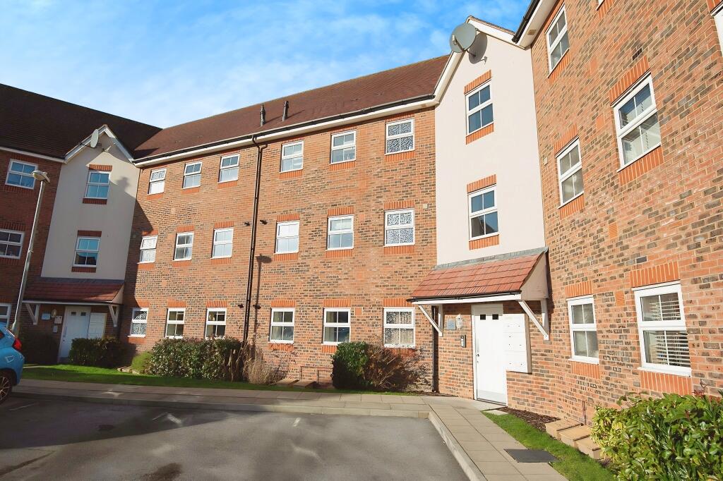 Main image of property: White's Way, Hedge End, SO30