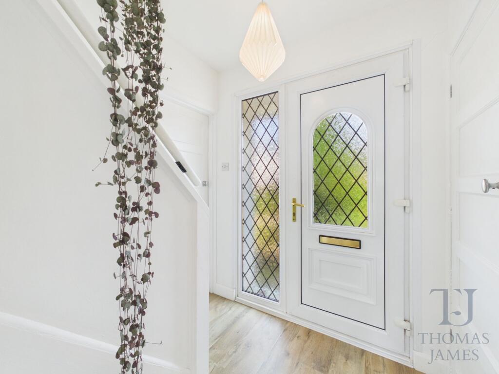 House in Nottingham, Clifton - View 5