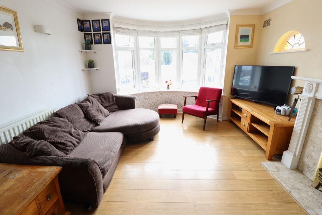House in Southend-on-Sea - View 4