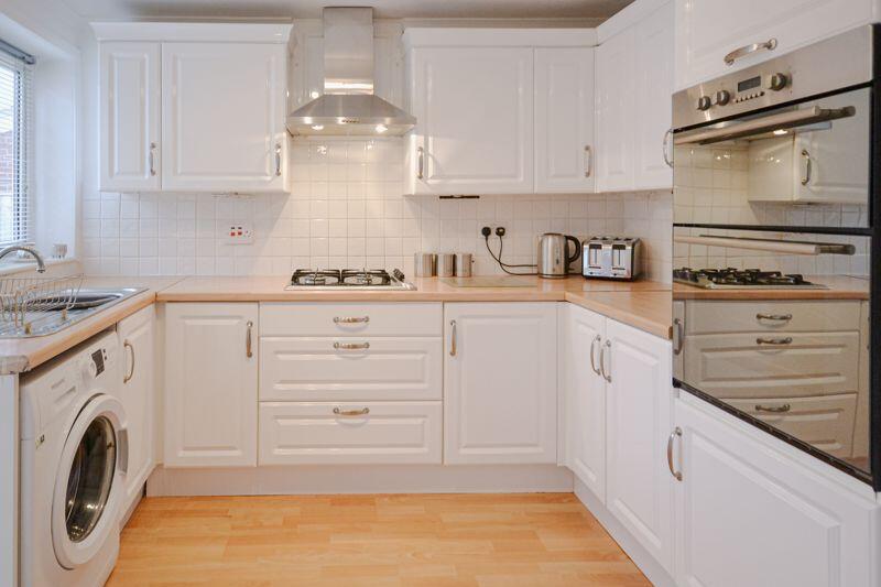 House in Leyland, Earnshaw Bridge, Moss Side - More