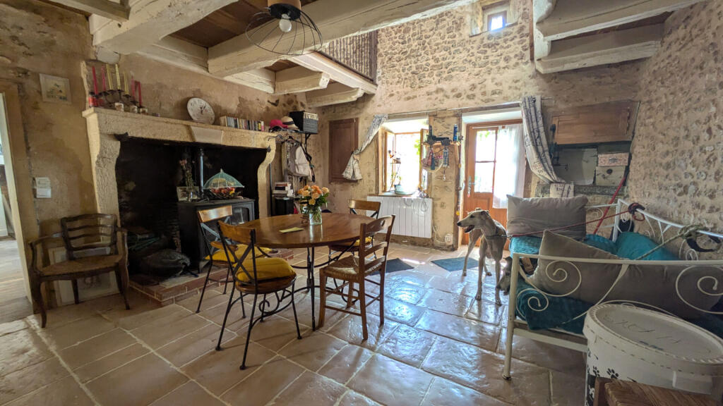 Main image of property: Poitou-Charentes, Vienne, St-Romain