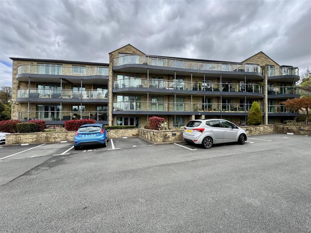 Main image of property: Somersbury Court, Somerset Road, Almondbury, HD5 8LZ